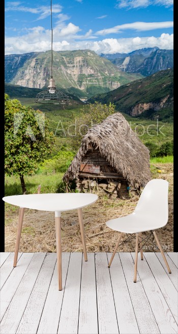 Bild på Small rural hut near Catarata del Gocta waterfall Peru